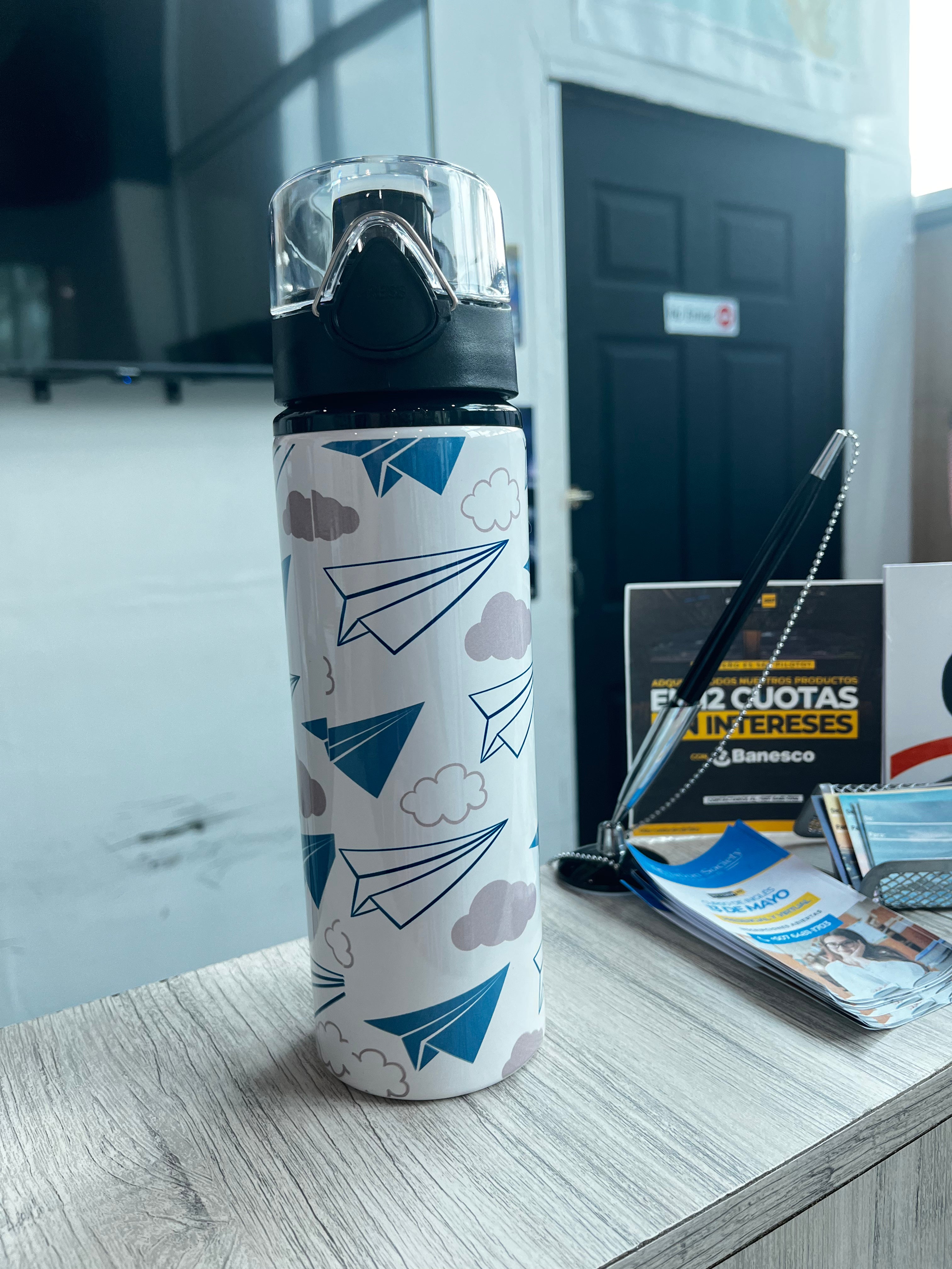 TUMBLER / ESTAMPADO DE AVIÓN DE PAPEL