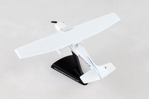 POSTAGE STAMP CESSNA 172 SKYHAWK® 1/87