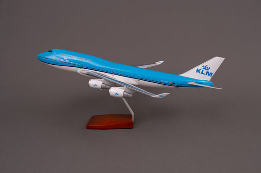 AVION A ESCALA KLM 747 1:130