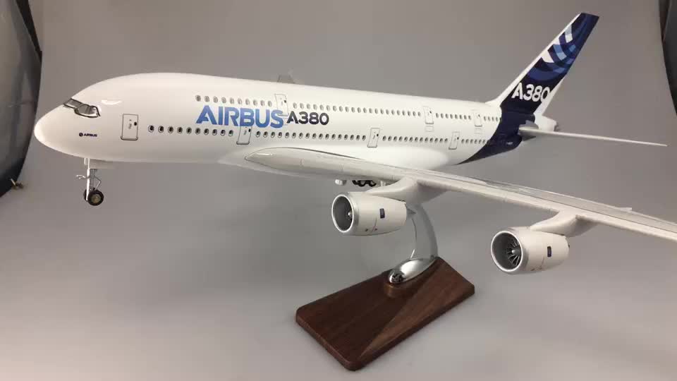 A380 AVION ESCALA 1:200