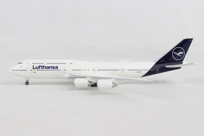 HERPA LUFTHANSA 747-8 1/500 NEW LIVERY - Sky Crew PTY