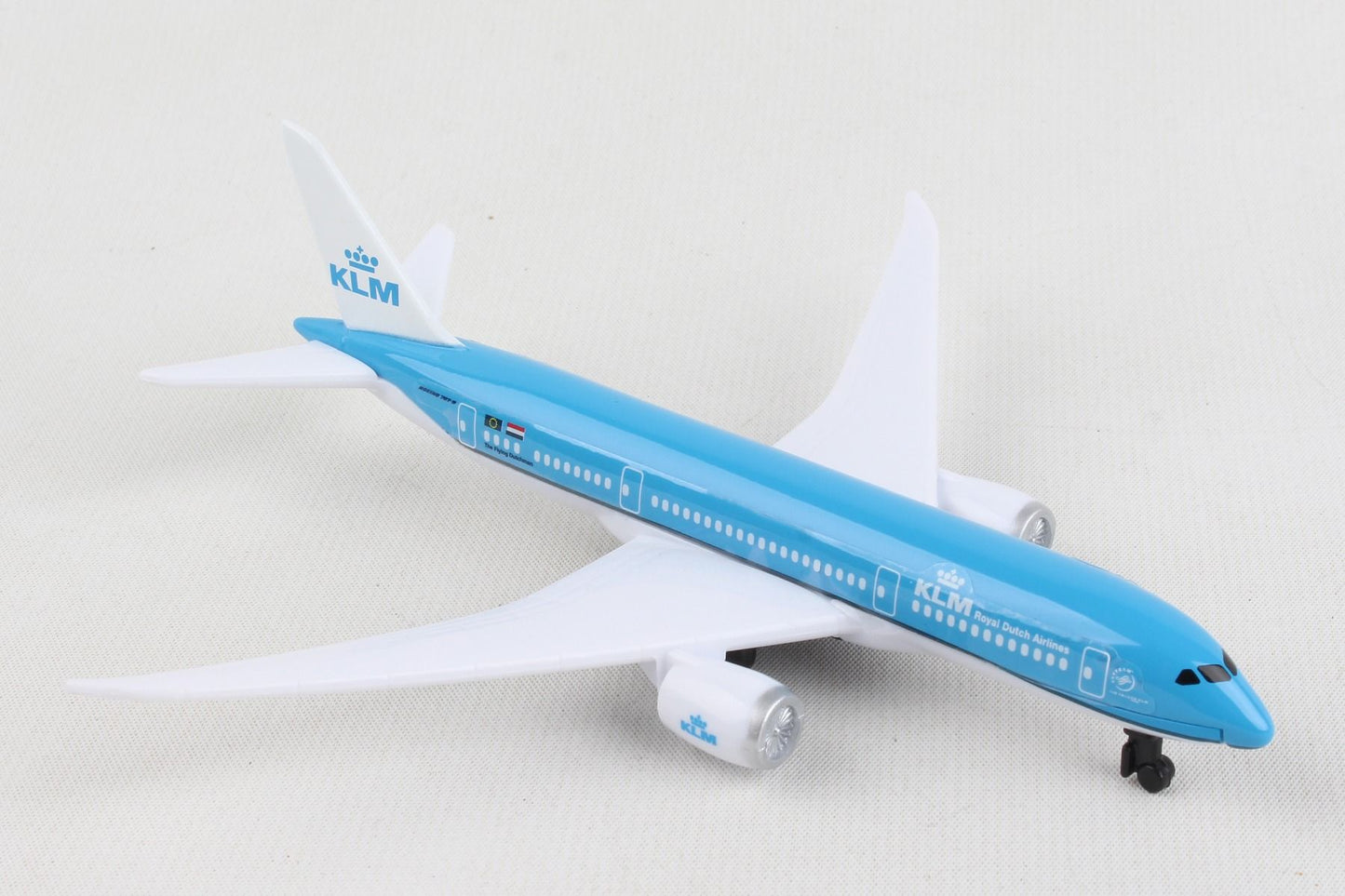 KLM 787 AIRPLANE - Sky Crew PTY