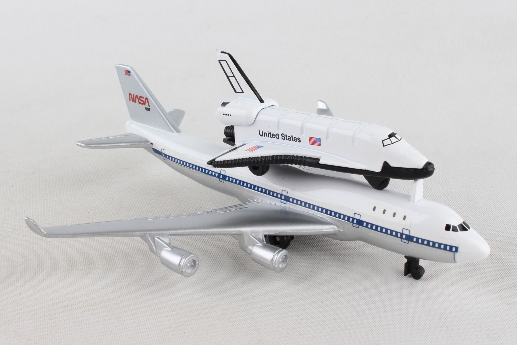 B747 AND SHUTTLE IN SINGLE BOX