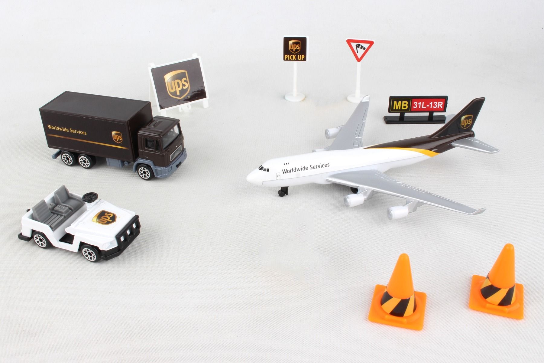 UPS PLAYSET Airport - Sky Crew PTY