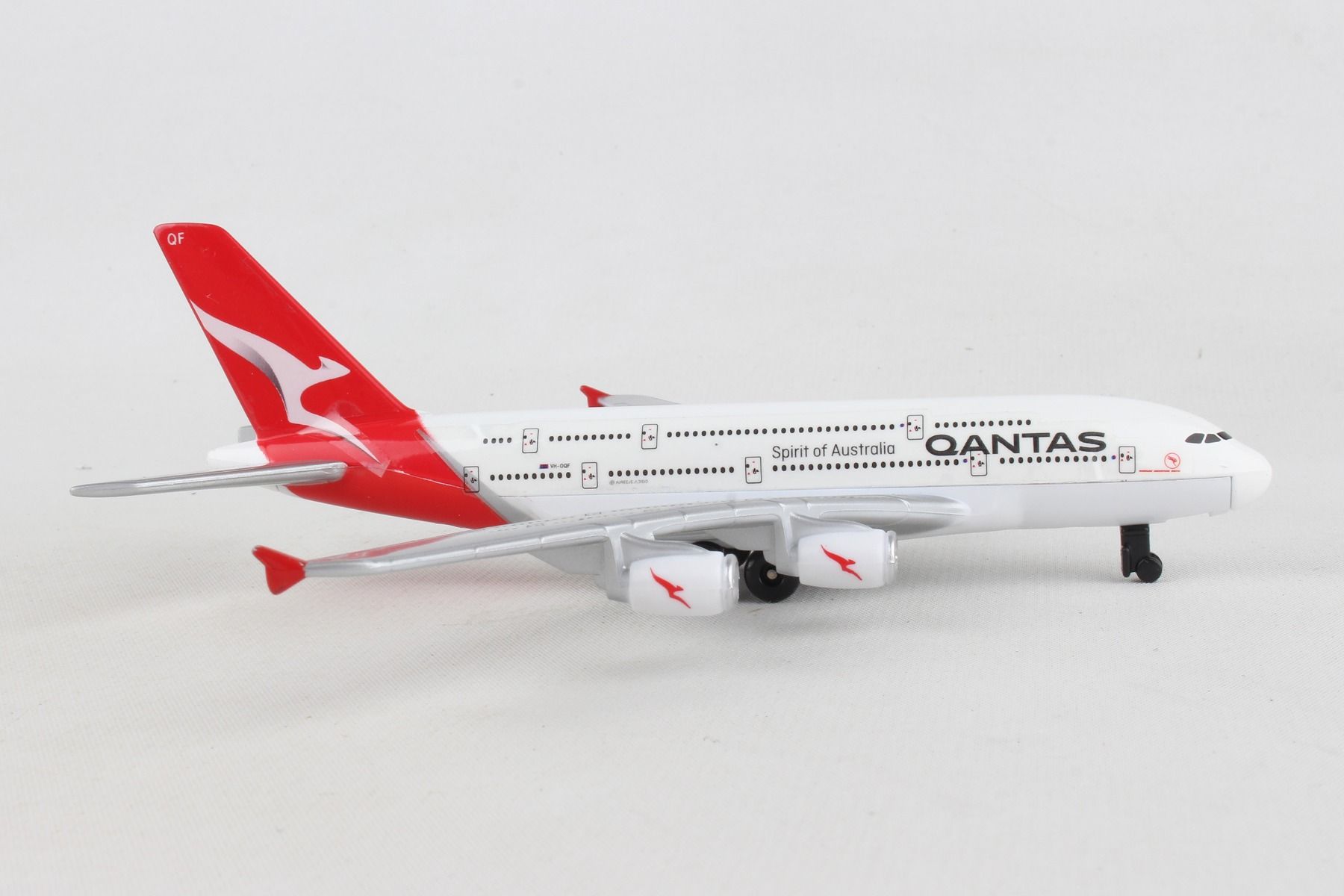 QANTAS A380 SINGLE PLANE NEW LIVERY