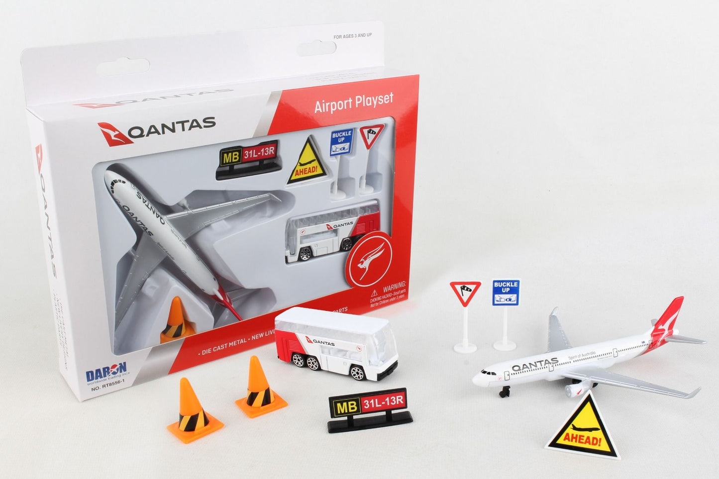 QANTAS SMALL PLAYSET - Sky Crew PTY